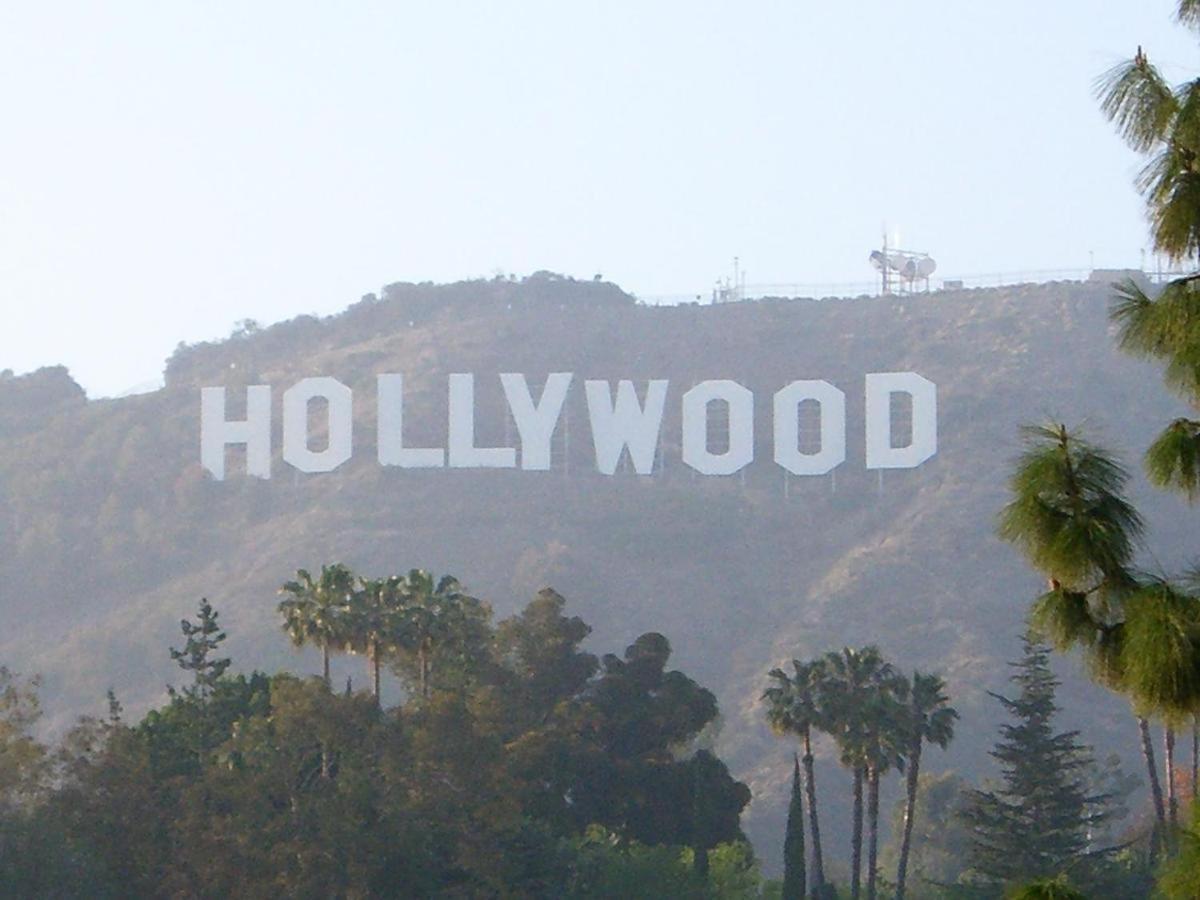 Cute Hollywood Apartment